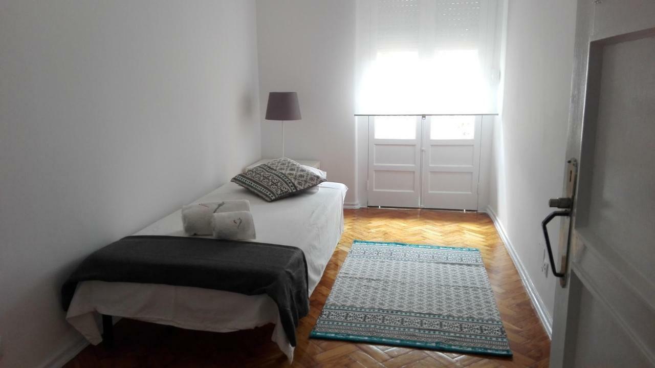 Golden Apartment City Center Lisbon Bagian luar foto